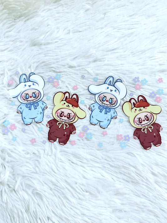 B99. Labubu Cinnabon Flowers