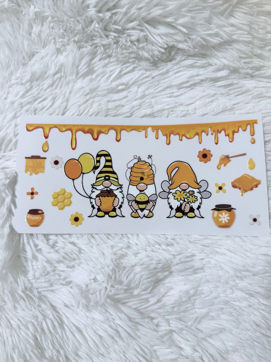 W45. Drip Gnomes Honey Comb