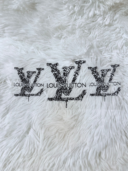 B27. Black L&V Outline