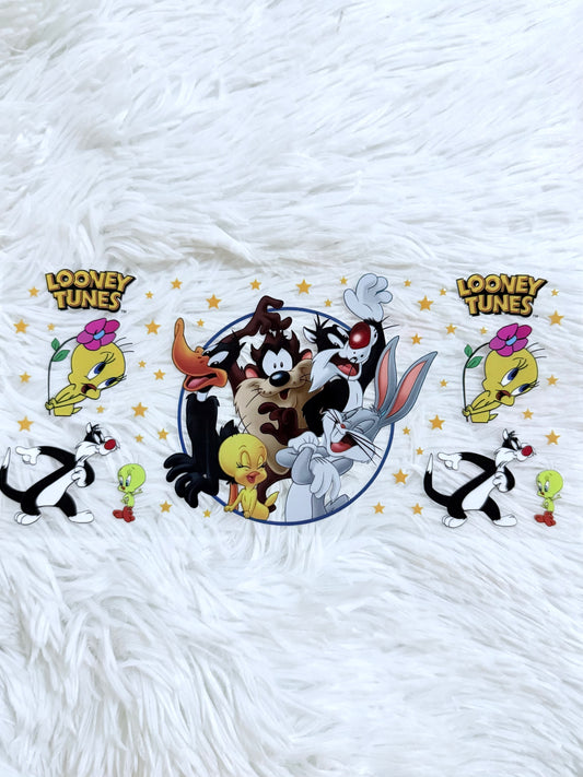 B105. Looney Tunes Character