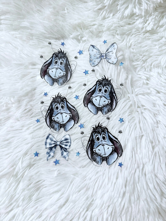 B32. Eeyore & Bows